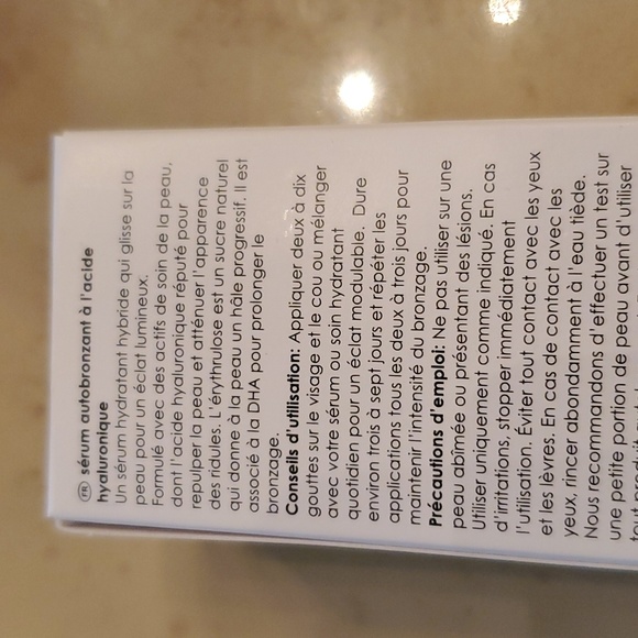 Hyaluronic Tan Serum - Picture 3 of 3